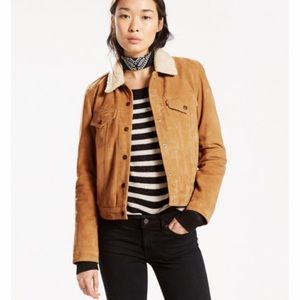 Levi’s Suede Sherpa Trucker Jacket - Tan - L